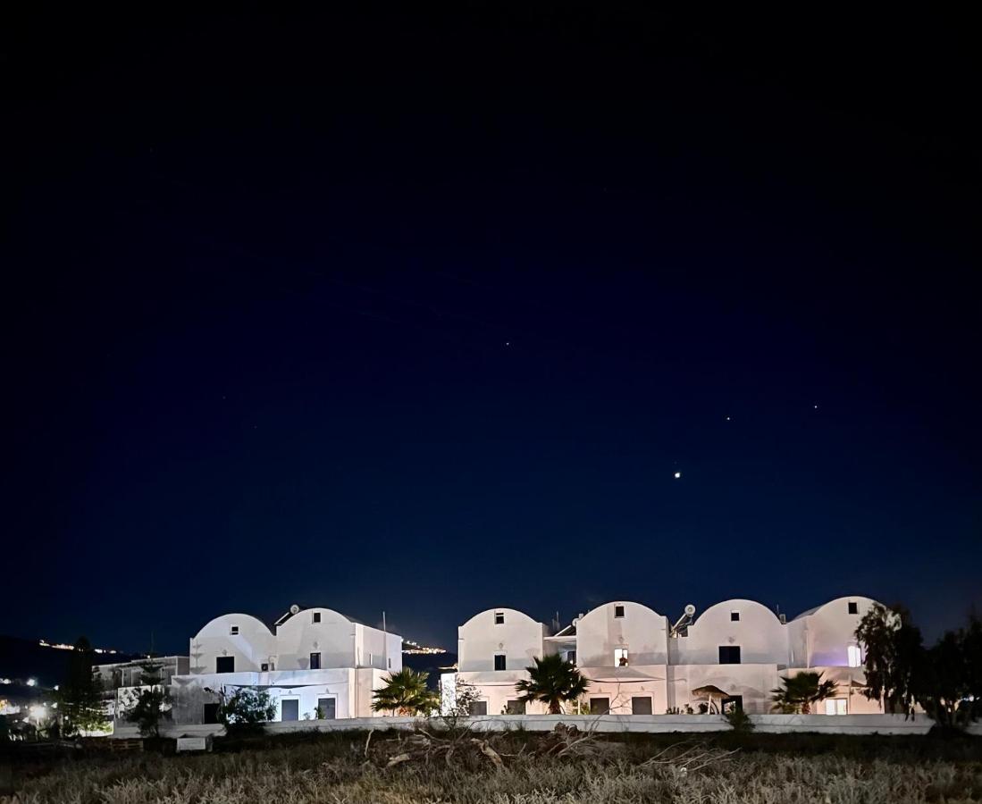 Sun Springs Suites Kamári 外观 照片