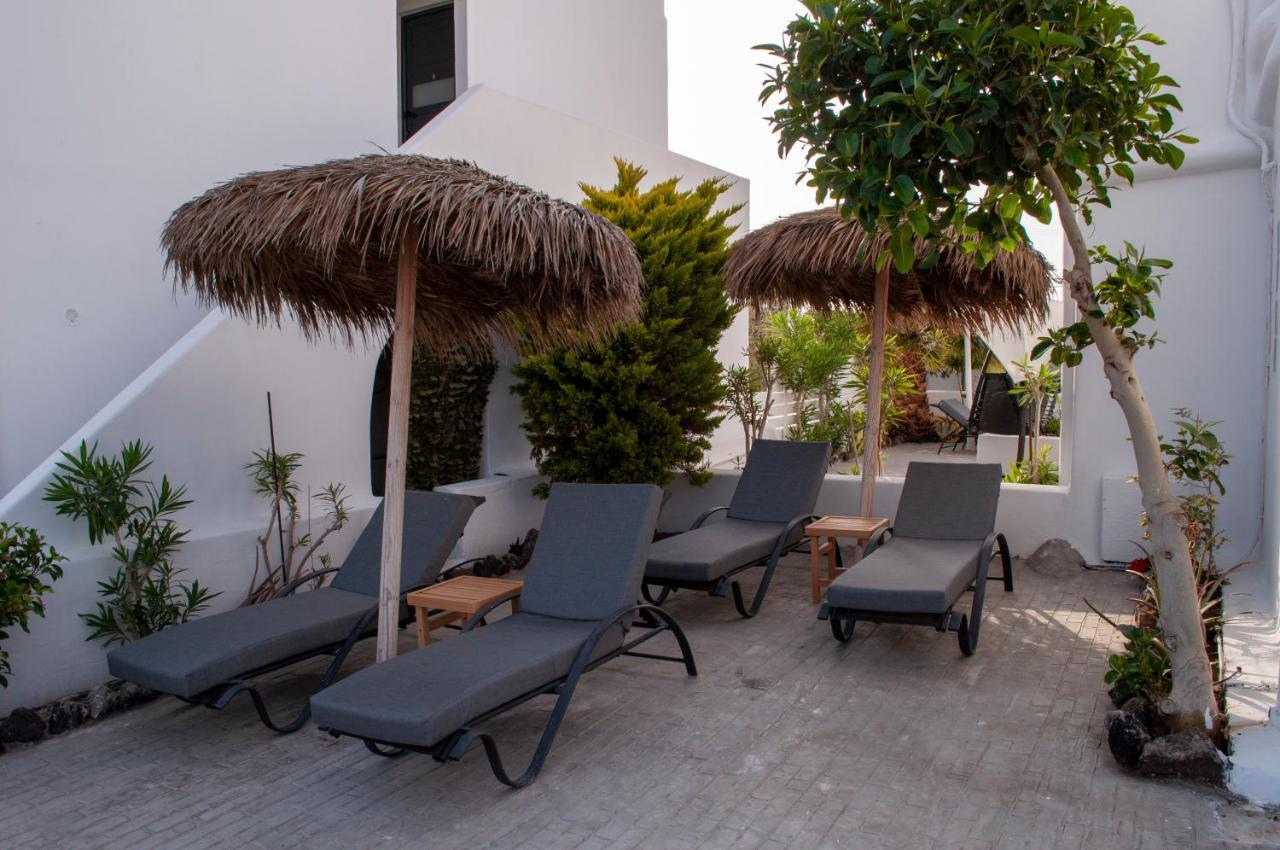 Sun Springs Suites Kamári 外观 照片