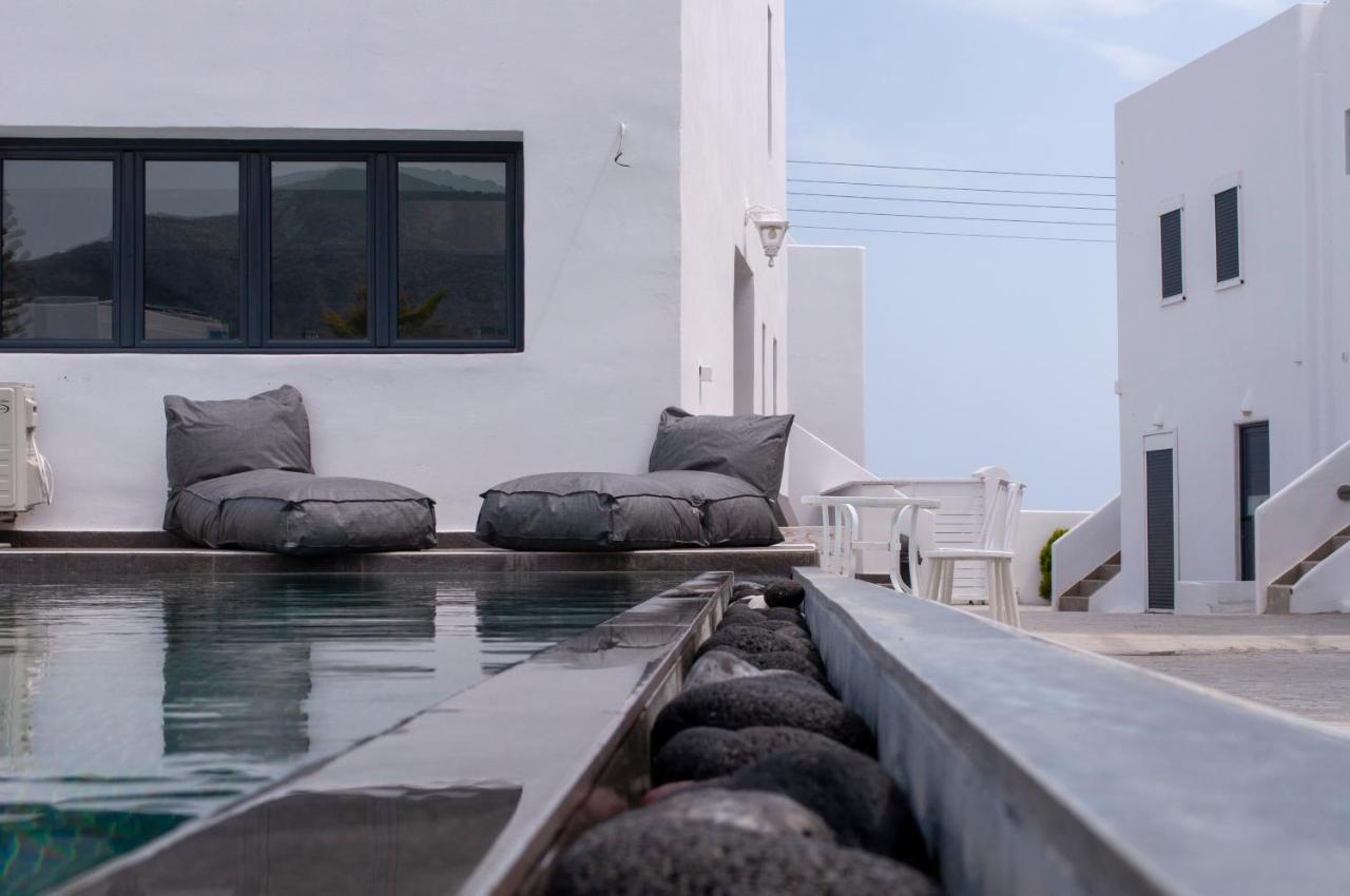 Sun Springs Suites Kamári 外观 照片