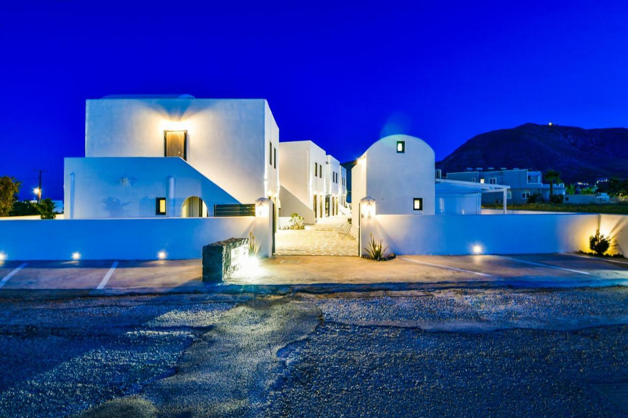 Sun Springs Suites Kamári 外观 照片